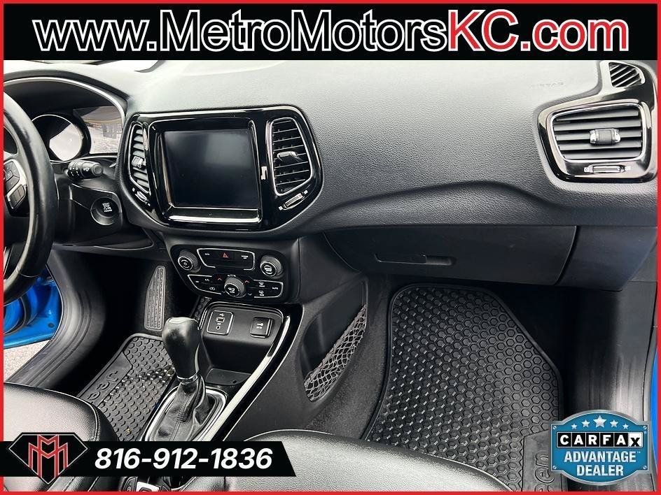 Used 2019 Jeep Compass Latitude FWD image 38