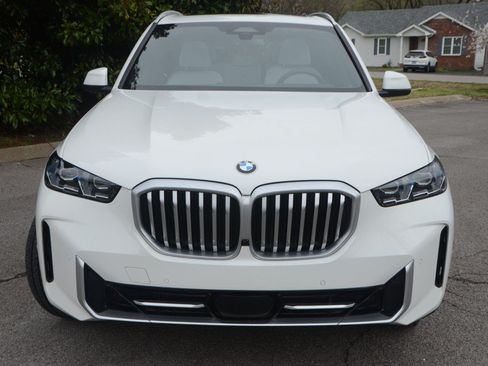 Used 2026 BMW X5 xDrive40i AWD/4WD image 8