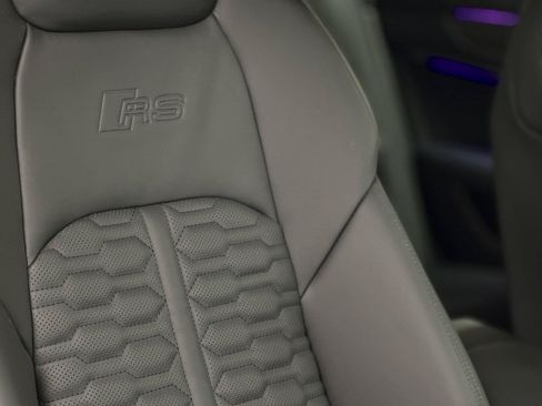Certified 2024 Audi RS 6 performance AWD/4WD image 36