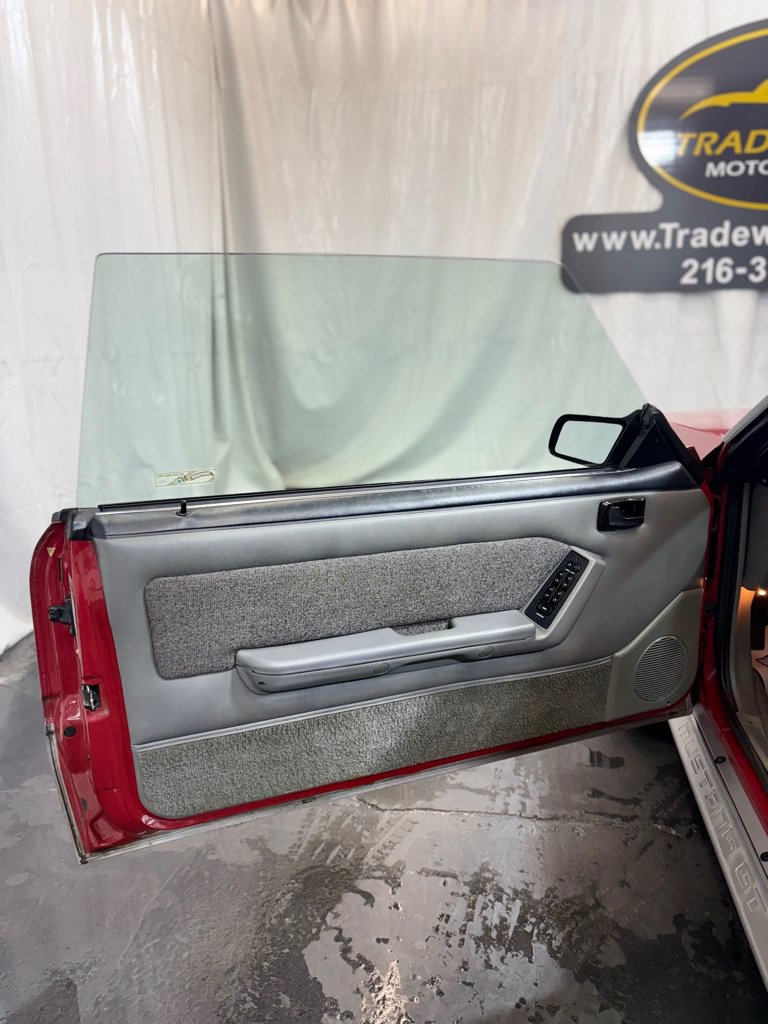 Used 1987 Ford Mustang GT RWD image 22
