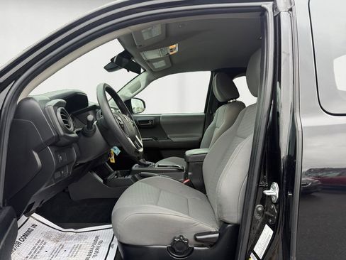 Used 2023 Toyota Tacoma SR image 10