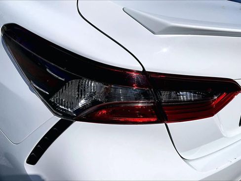 Used 2024 Toyota Camry SE FWD image 27