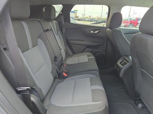 Used 2025 Chevrolet Blazer LT AWD/4WD image 29