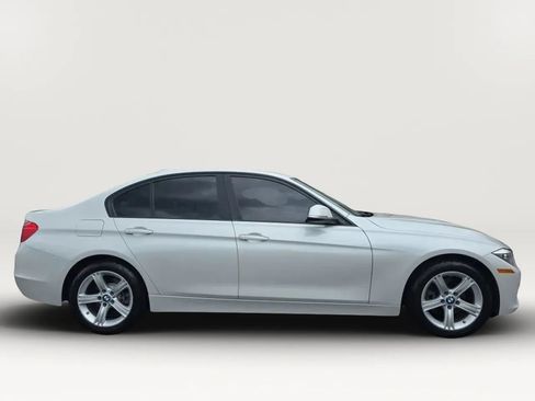 Used 2015 BMW 328i Sedan RWD image 9