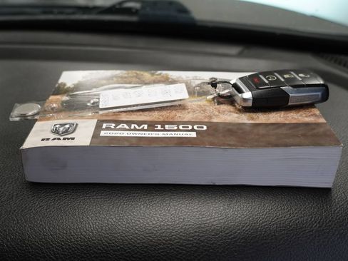 Used 2020 RAM 1500 Big Horn w/ Built-to-serve Edition AWD/4WD image 40