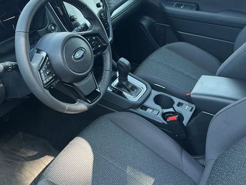 Used 2025 Subaru Forester Premium AWD/4WD image 5