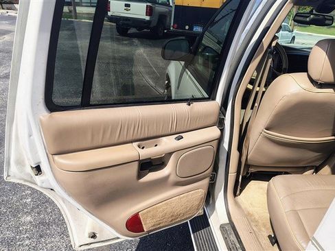 Used 1998 Ford Explorer 4WD 4-Door image 29