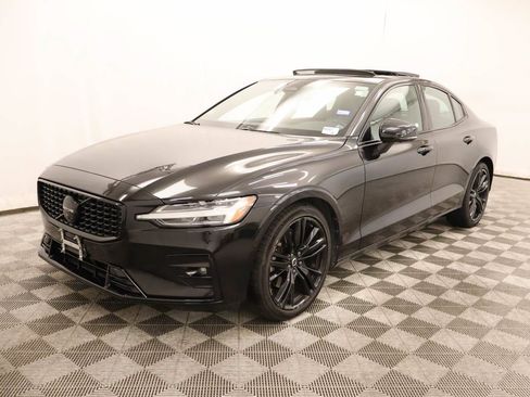 Used 2024 Volvo S60 B5 Plus FWD image 1