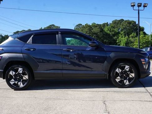 Used 2025 Hyundai Kona SEL image 3