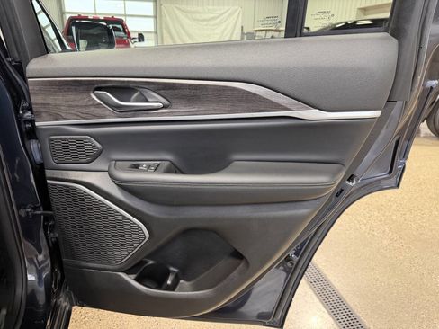 Used 2022 Jeep Grand Cherokee Limited 4xe image 34