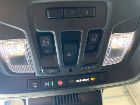 Used 2023 GMC Sierra 1500 Denali Ultimate AWD/4WD image 38