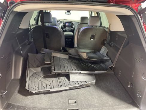 Used 2019 Chevrolet Traverse LT w/ LT Premium Package FWD image 28