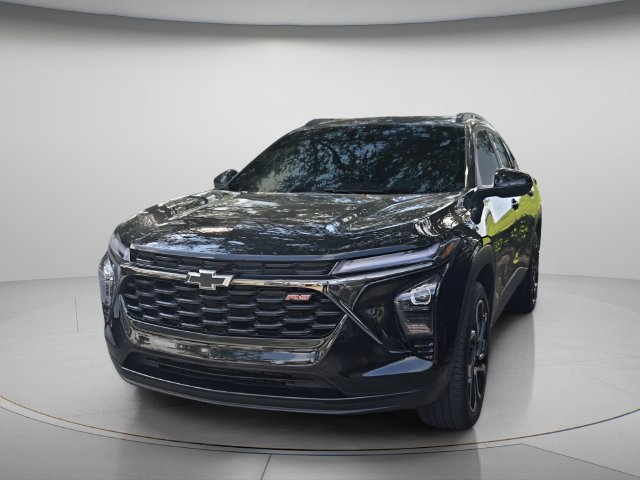 Used 2024 Chevrolet Trax RS w/ Driver Confidence Package FWD image 4