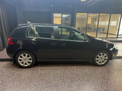 Used 2009 Volkswagen Rabbit S FWD image 9