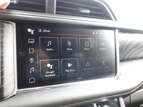 Used 2023 GMC Yukon XL Denali image 18