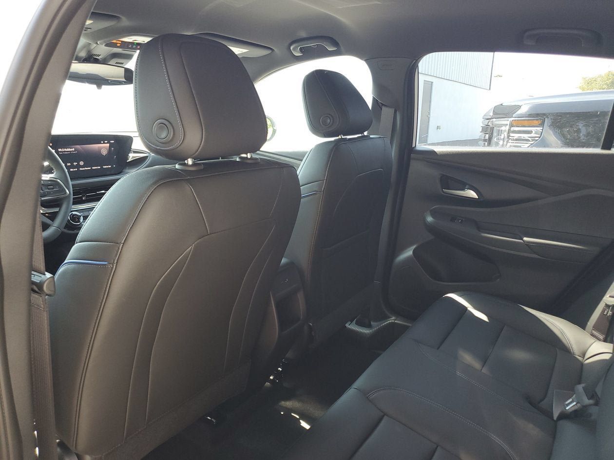 New 2026 Buick Envista Sport Touring w/ Advanced Safety Package FWD image 9