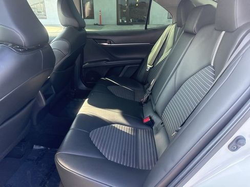 Used 2021 Toyota Camry SE image 22