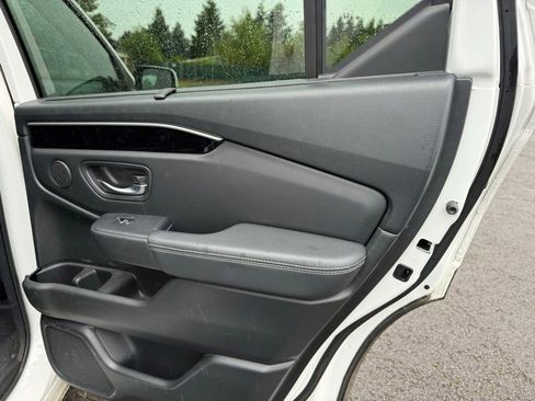 Used 2023 Honda Pilot Touring image 23