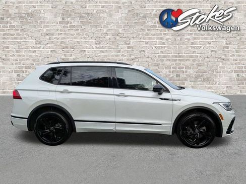 Certified 2023 Volkswagen Tiguan SE R-Line FWD image 3