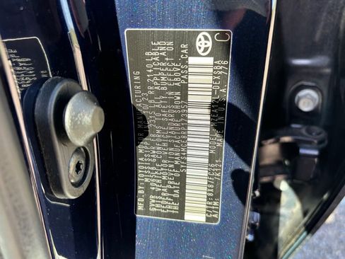 Used 2024 Toyota Corolla SE image 27