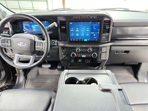 Used 2024 Ford F250 Lariat w/ Chrome Package image 27