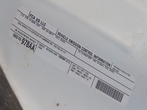 Used 2024 RAM 2500 Laramie w/ Safety Group image 30