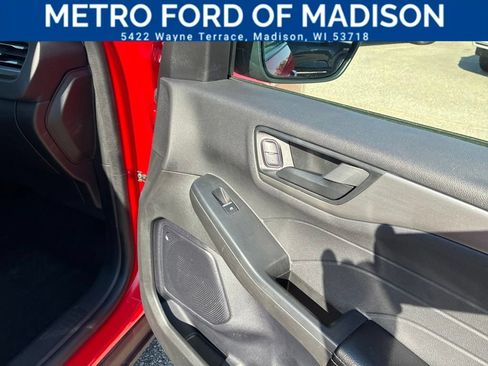 Used 2024 Ford Escape Active AWD/4WD image 43