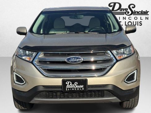 Used 2017 Ford Edge Titanium w/ Technology Package image 2