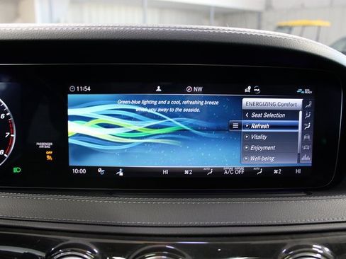 Used 2020 Mercedes-Benz S 450 Sedan image 28