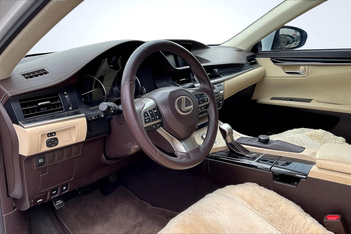 Used 2017 Lexus ES 350 FWD image 14