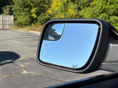 Used 2012 Ford Explorer XLT image 26