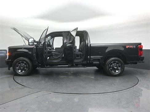 Used 2024 Ford F250 Lariat w/ Sport Appearance Package image 53