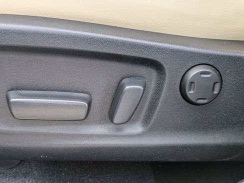 Used 2022 Lexus RX 450hL Luxury image 21