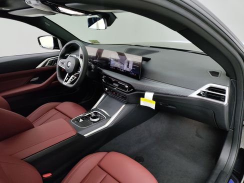 Used 2026 BMW 430i Coupe w/ M Sport Package image 23