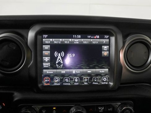 Used 2022 Jeep Wrangler Unlimited Sport image 33