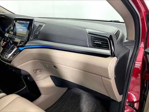 Used 2023 Honda Odyssey Touring image 22
