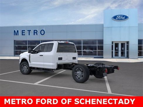 New 2025 Ford F350 XLT w/ XLT Value Package image 5