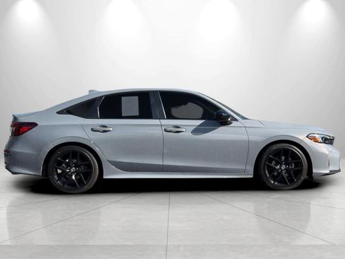 Used 2025 Honda Civic Sport image 8
