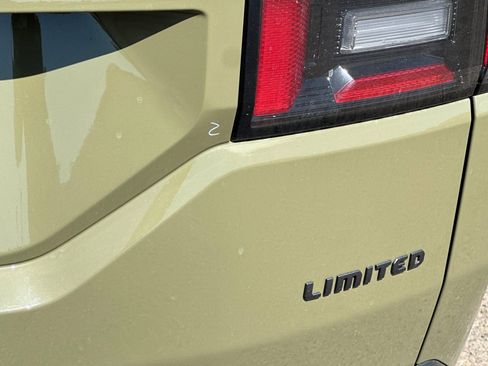 New 2026 Jeep Cherokee Limited AWD/4WD image 6