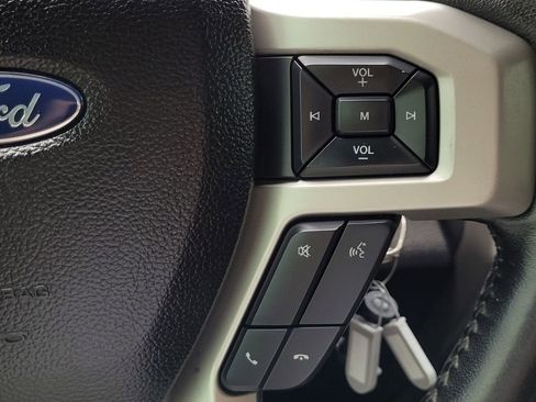 Used 2017 Ford F250 Lariat w/ Lariat Value Package image 17