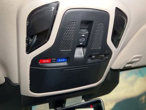 Certified 2025 Subaru Outback Premium image 47