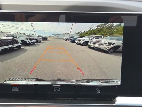 New 2026 GMC Sierra 2500 SLE w/ Preferred Package image 40