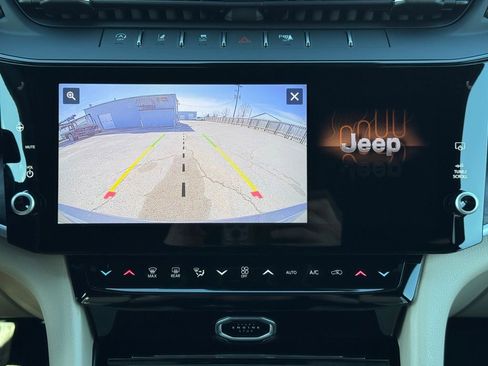 New 2026 Jeep Grand Cherokee Limited w/ Limited Altitude Package image 20