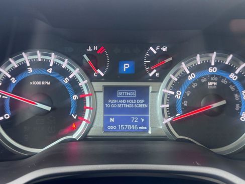 Used 2018 Toyota 4Runner Limited AWD/4WD image 9