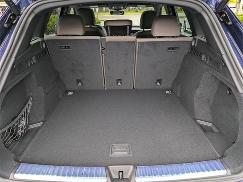 Used 2025 Audi Q5 Premium w/ Convenience Package image 14