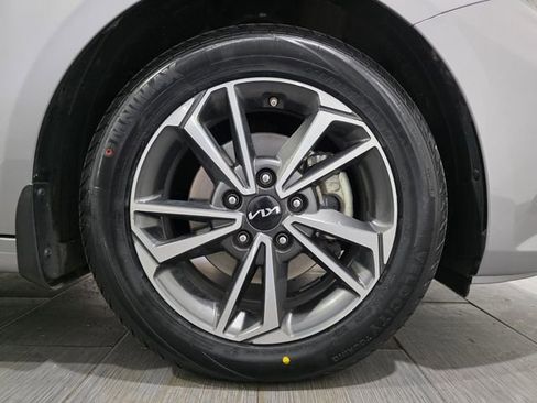 Used 2023 Kia Forte LXS FWD image 25
