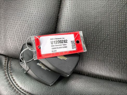 Used 2024 Chevrolet Tahoe High Country image 32