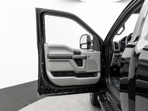 Used 2017 Ford F350 XLT w/ XLT Value Package image 10