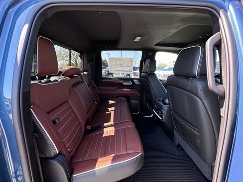 New 2026 GMC Sierra 2500 Denali Ultimate AWD/4WD image 14