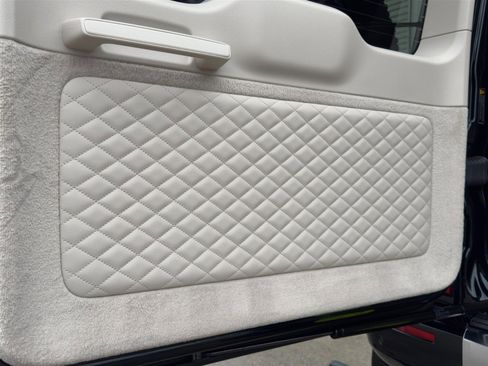 Used 2023 Mercedes-Benz G 63 AMG Squared image 45